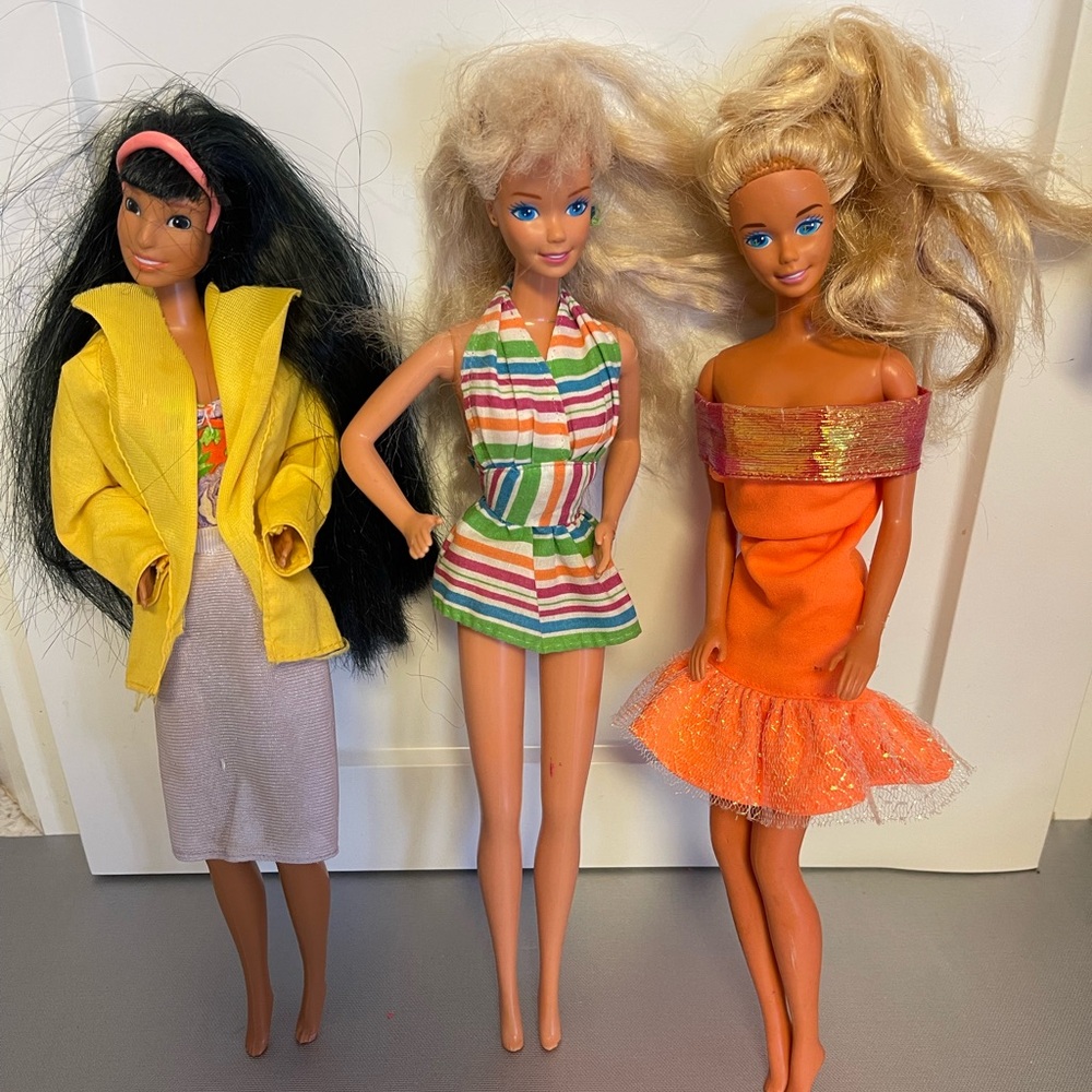 Lot of Barbie Dolls (13) A Mixture/ All bendable Parts - As is - VGC - Picture 4 of 7